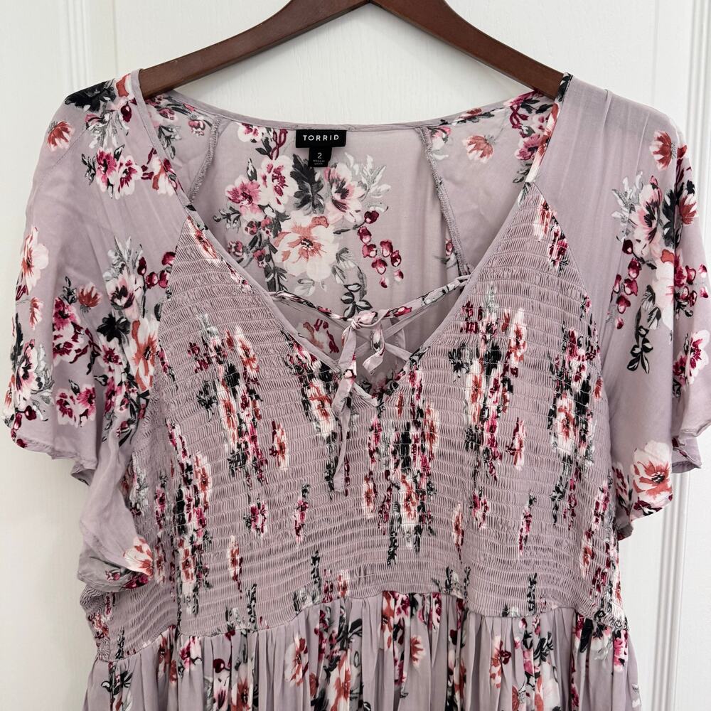 Torrid Smocked Floral Short Sleeve Dress Women’s Plus Size 2 Lined Lavender - Picture 3 of 13